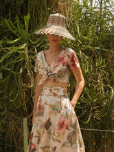 Laden Sie das Bild in den Galerie-Viewer, St. Barth Top osmanthus