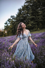 Laden Sie das Bild in den Galerie-Viewer, Ophelia Kleid cornflower