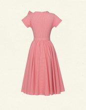 Laden Sie das Bild in den Galerie-Viewer, Emily Dress pink gingham