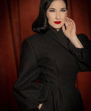Laden Sie das Bild in den Galerie-Viewer, Rendezvous Mantel black
