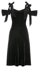 Laden Sie das Bild in den Galerie-Viewer, Myth Kleid obscure