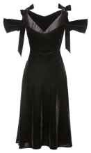 Laden Sie das Bild in den Galerie-Viewer, Myth Kleid obscure