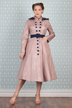 Laden Sie das Bild in den Galerie-Viewer, Laina-Lee Reversible water-repellent Coat