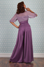 Laden Sie das Bild in den Galerie-Viewer, Hope-Violette Glamour of the 1940s with our Rita Hayworth satin palazzo Pants