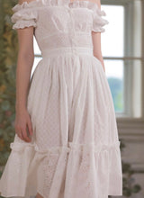 Laden Sie das Bild in den Galerie-Viewer, Frou Frou Kleid camomille
