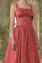 Laden Sie das Bild in den Galerie-Viewer, Judith Dirndl