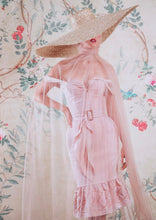 Laden Sie das Bild in den Galerie-Viewer, Amante Kleid