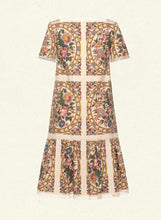 Laden Sie das Bild in den Galerie-Viewer, Petite Amie Kleid