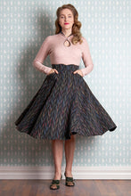 Laden Sie das Bild in den Galerie-Viewer, Juno-Lou Warm swing Skirt