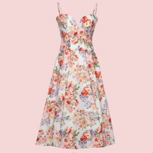 Laden Sie das Bild in den Galerie-Viewer, Charmed Kleid pink