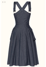 Laden Sie das Bild in den Galerie-Viewer, Turnover Kleid denim
