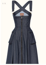 Laden Sie das Bild in den Galerie-Viewer, Turnover Kleid denim
