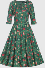 Laden Sie das Bild in den Galerie-Viewer, Langärmliges Kleid Scarlette mit Weihnachtsbaummuster in Green

