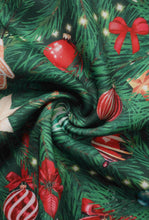 Laden Sie das Bild in den Galerie-Viewer, Langärmliges Kleid Scarlette mit Weihnachtsbaummuster in Green
