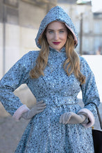 Laden Sie das Bild in den Galerie-Viewer, Dashi-Sable Water Repellent Wintercoat with fake fur collar
