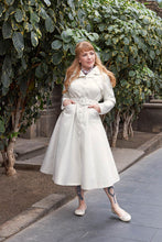 Laden Sie das Bild in den Galerie-Viewer, Anais-May Stylish Water-repellent Spring Coat
