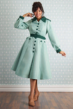 Laden Sie das Bild in den Galerie-Viewer, Aude-Minty Versatile Water-resistant Trench Coat
