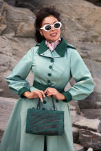 Laden Sie das Bild in den Galerie-Viewer, Aude-Minty Versatile Water-resistant Trench Coat
