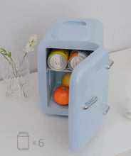 Laden Sie das Bild in den Galerie-Viewer, Retro tragbarer Mini Kühlschrank
