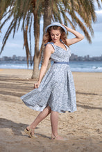 Laden Sie das Bild in den Galerie-Viewer, Poria-Sable Floral Linen Miss Candyfloss Signature Swing Dress
