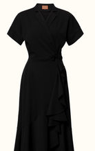 Laden Sie das Bild in den Galerie-Viewer, Carolina Kleid black
