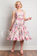 Laden Sie das Bild in den Galerie-Viewer, Kaitlin Taffy Swing Dress in rose - Limited edition

