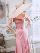 Laden Sie das Bild in den Galerie-Viewer, Aimée Kleid rosé
